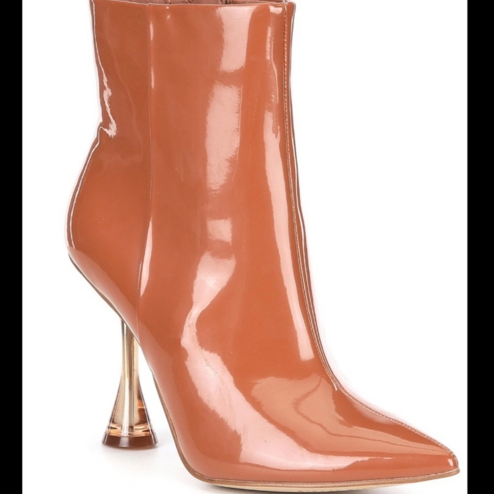 GUC Gianni Bini Fawlie Patent Leather Point Toe Flared Clear Heel Bootie Size 7